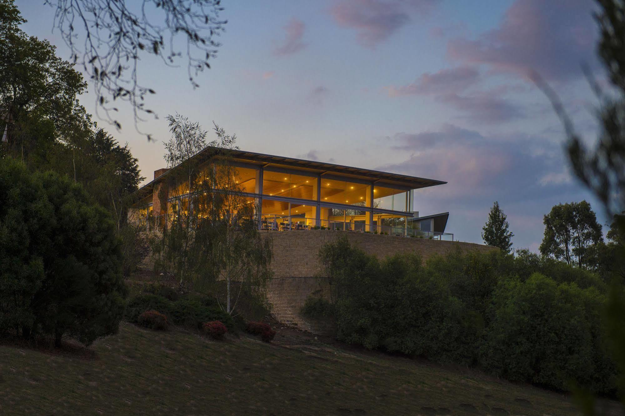Macedon Ranges Hotel & Spa Extérieur photo
