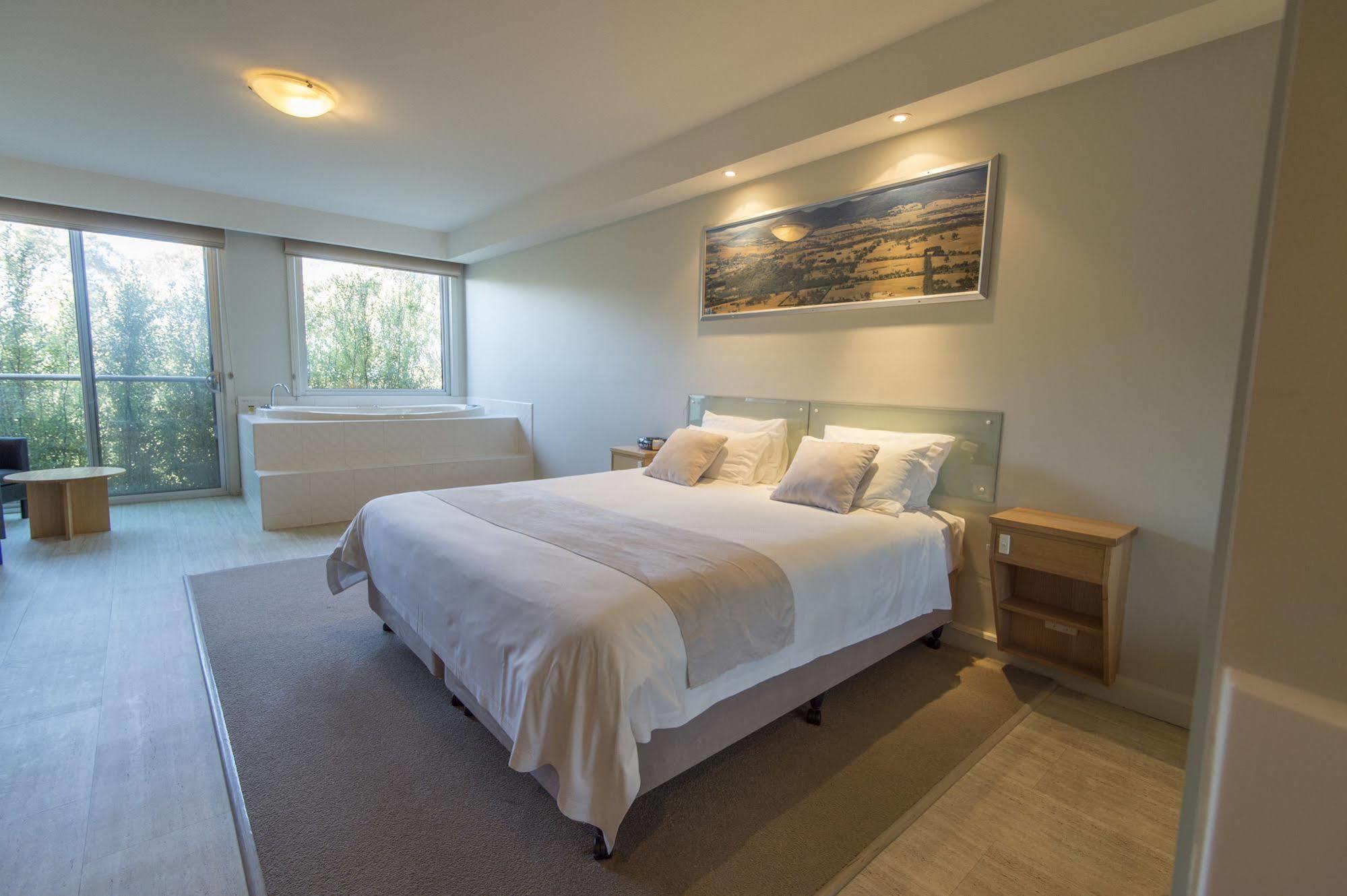 Macedon Ranges Hotel & Spa Extérieur photo