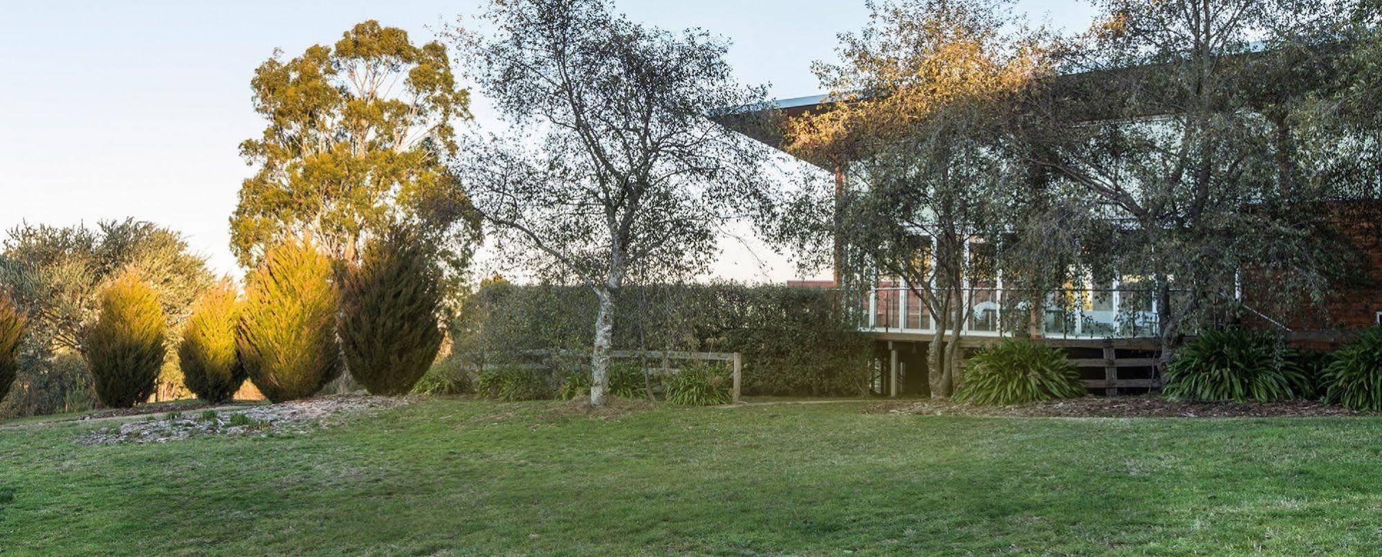 Macedon Ranges Hotel & Spa Extérieur photo